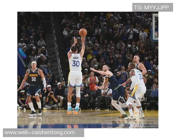 勇士与开拓者G2激战回顾球星表现与战术分析全景展现